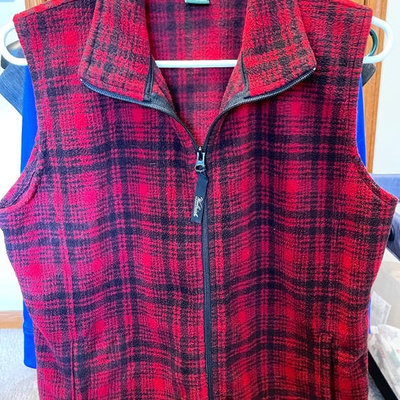 Ladies Woolrich Vest Size Medium - Picture 1 of 3